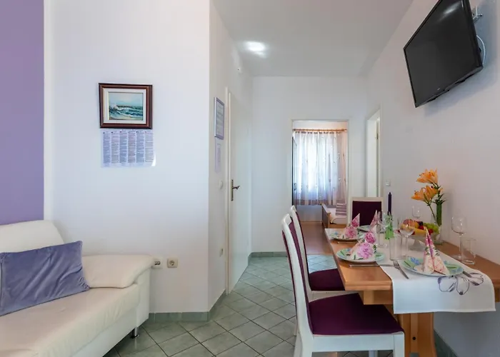 Lucija 4 By Guide Apartment *