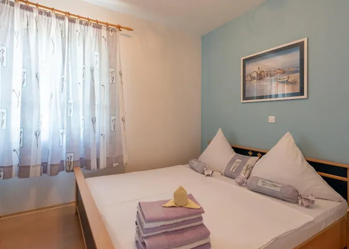 Apartment Lucija 4 By Guide
