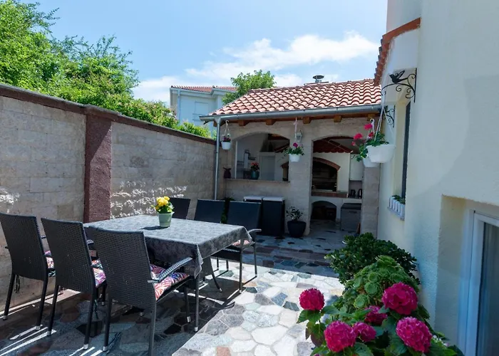 Lucija 4 By Guide Appartement