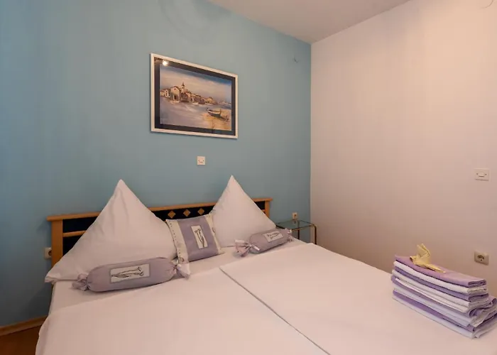 Lucija 4 By Guide * Crikvenica